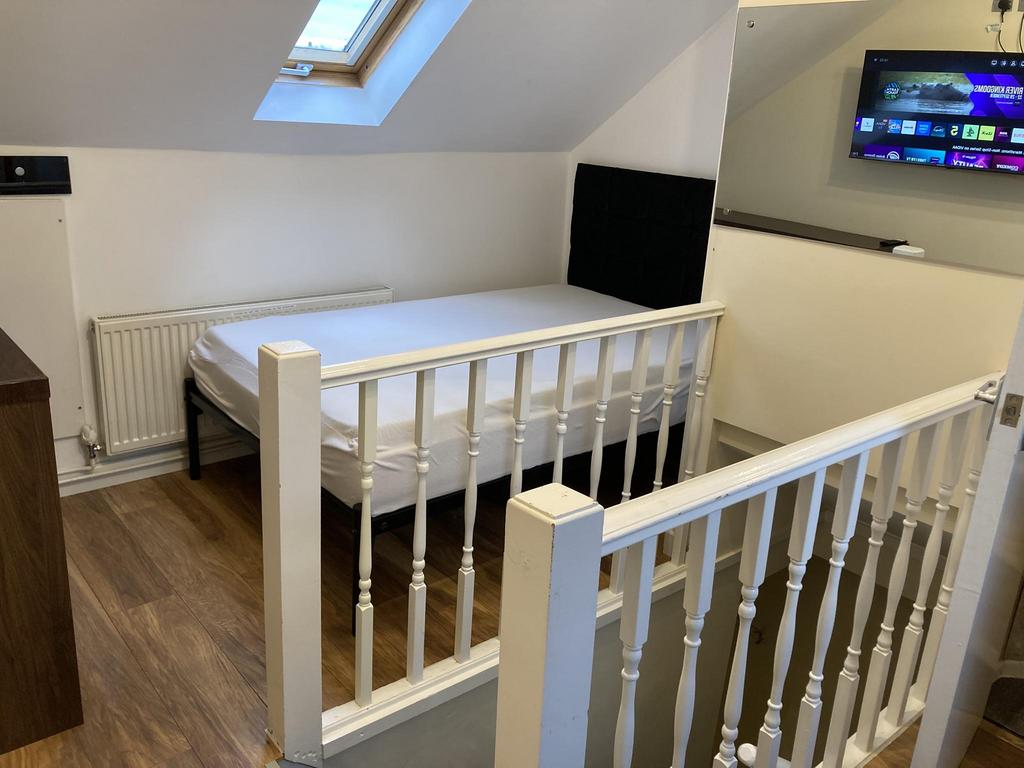 Oxford-street-le11-5dr-1022220