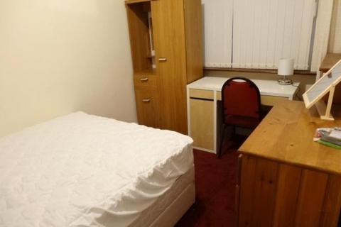 undefined, Broomfield Road
