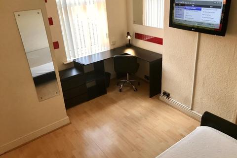 4 bedroom house share to rent - Edward Street