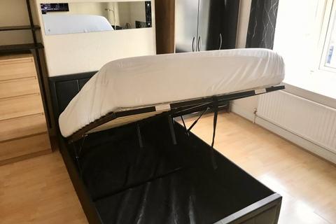 4 bedroom house share to rent, Edward Street