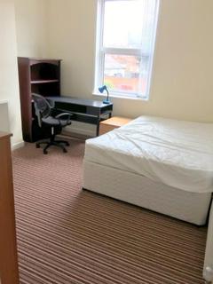 3 bedroom house share to rent - Broomfield Road