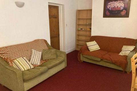 1 bedroom flat to rent - 62 Whitstable Road
