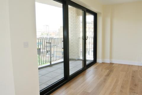 2 bedroom apartment to rent, Windlass Court, Vyner Street, E2