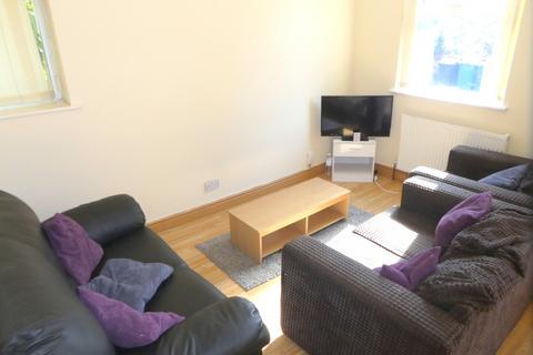 4 bedroom apartment to rent, Parsonage Road, Withington