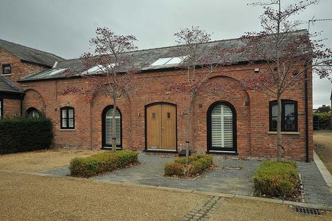 3 bedroom semi-detached house to rent, Hall Farm Barns, Knutsford Road