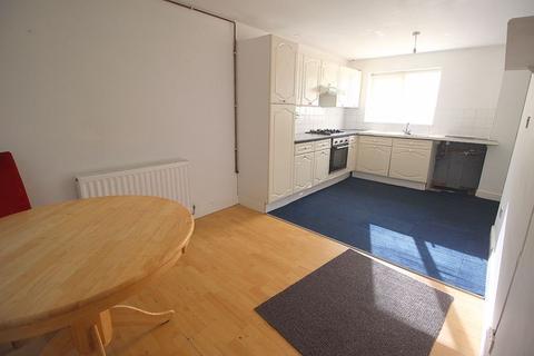 3 bedroom end of terrace house to rent, ASHOLME CLOSE, BIRMINGHAM