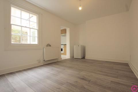 Studio to rent, London Road, Gloucester GL1