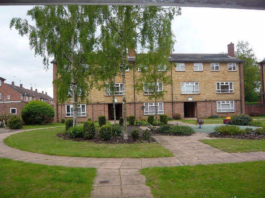 Paston Ridings, Paston, Peterborough 2 bed flat £525 pcm (£121 pw)