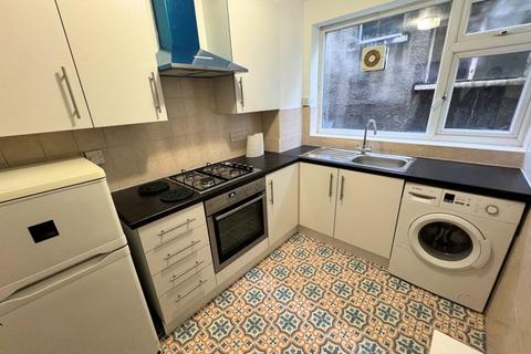 1 bedroom flat to rent, ETCHINGHAM PARK ROAD, FINCHLEY, N3