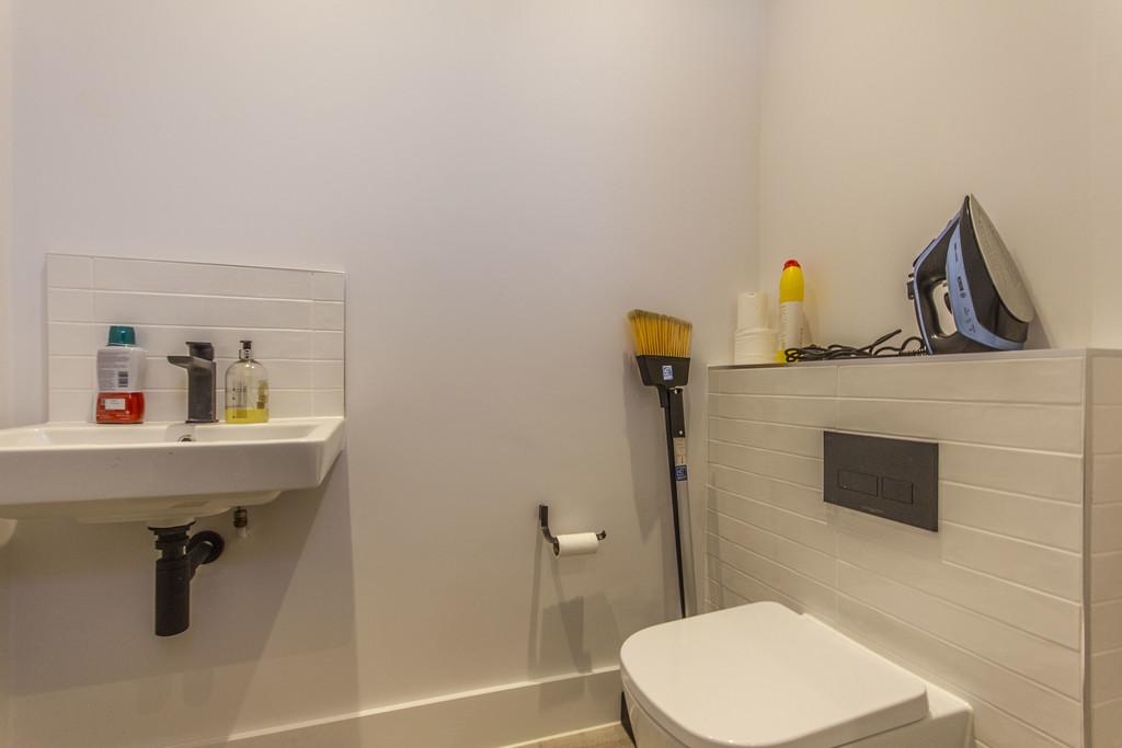 House in Birmingham, West Midlands - More