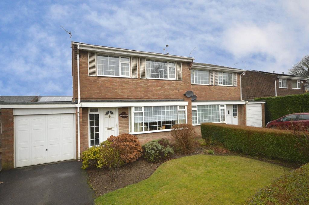 St. Johns Road, Yeadon, Leeds, West Yorkshire 3 bed semidetached house