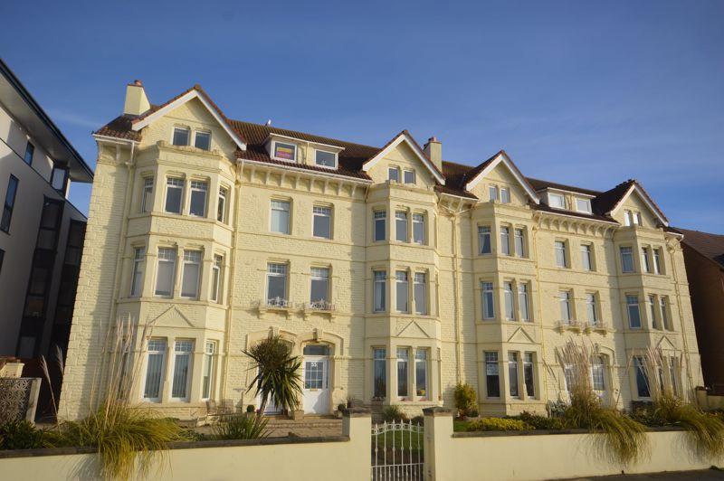 South Parade, West Kirby 3 bed apartment £224,950