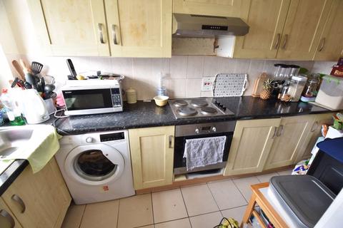 2 bedroom flat for sale - Havelock Rise, Luton