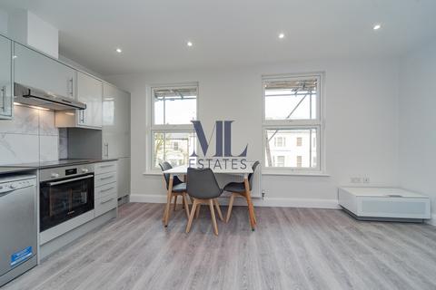 2 bedroom flat to rent, Iverson Road, London NW6