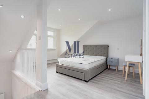 2 bedroom flat to rent, Iverson Road, London NW6