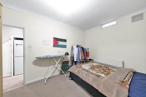 undefined, Moyers Rd, Leyton