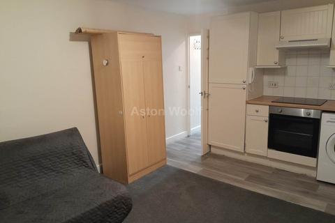 Studio to rent, Tavistock Court, Mansfield Road