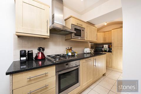 1 bedroom apartment to rent, Princess Park Manor, Royal Drive, London, N11