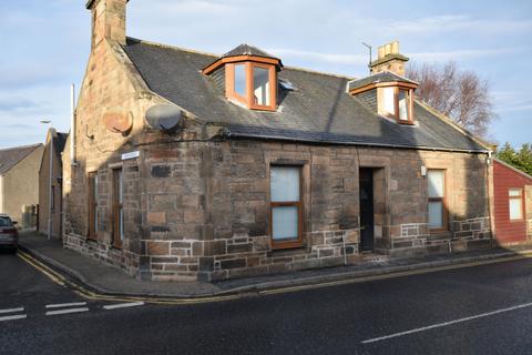2 bedroom flat to rent, Main Street, New Elgin, Elgin