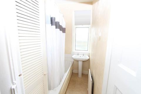 1 bedroom flat to rent, Ilfracombe Road Southend on sea