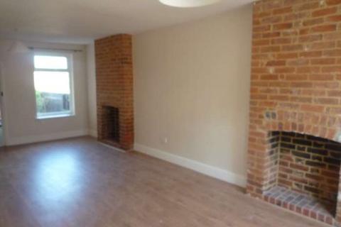 2 bedroom end of terrace house to rent, Myrtle Road, Ipswich