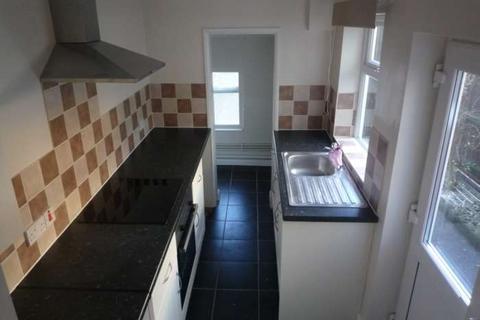 2 bedroom end of terrace house to rent, Myrtle Road, Ipswich