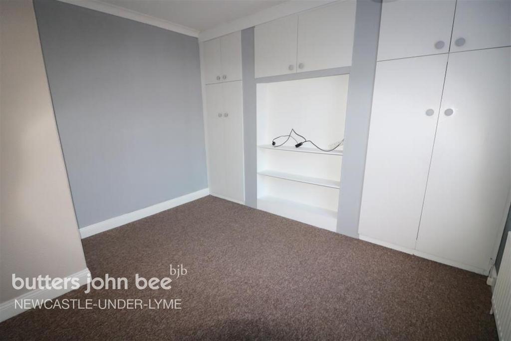 Croft Cottage, High Street, Alsagers Bank 2 bed detached house £595