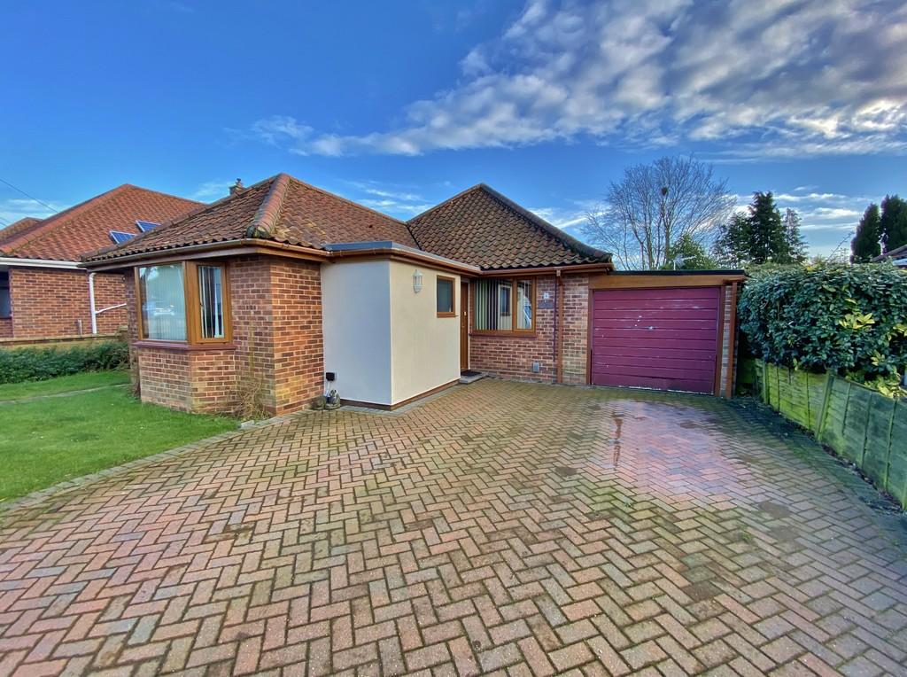 Drayton Wood Road, Hellesdon, Norwich 3 bed detached bungalow £275,000
