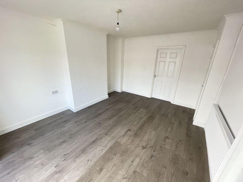 Parkeston Crescent, Kingstanding, Birmingham B44 0NU 3 bed terraced house £160,000