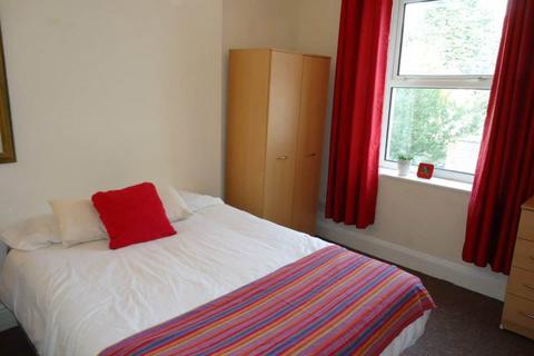 3 bedroom house to rent, Stacey Road, Roath, Cardiff