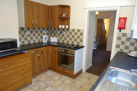 3 bedroom house to rent, Stacey Road, Roath, Cardiff