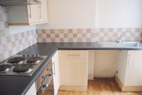 2 bedroom flat to rent, Harrowby Road, Grantham