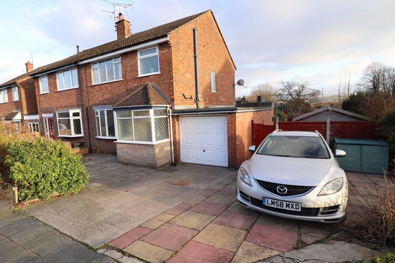 Rising Sun Road, Macclesfield 3 bed semidetached house £249,000