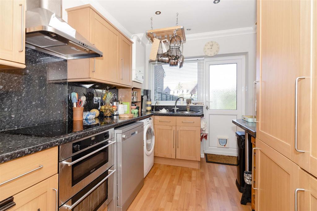 Loose Lane, Sompting 4 bed terraced house £315,000