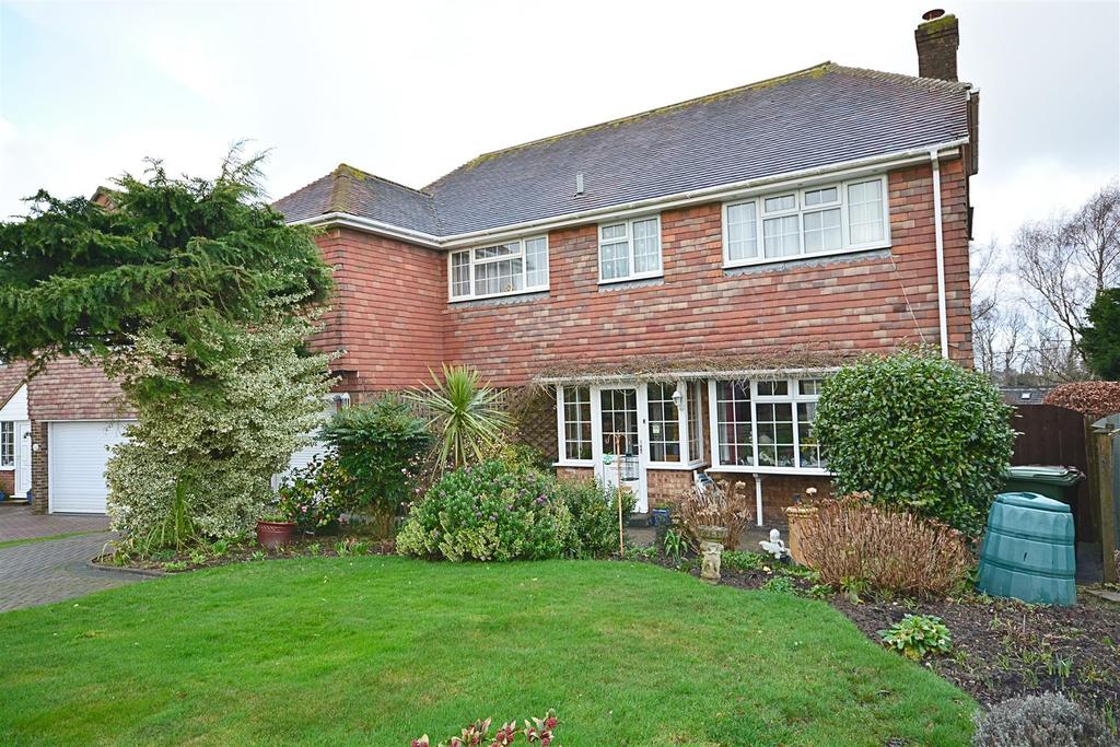 Glengorse, Battle 4 bed detached house £524,950