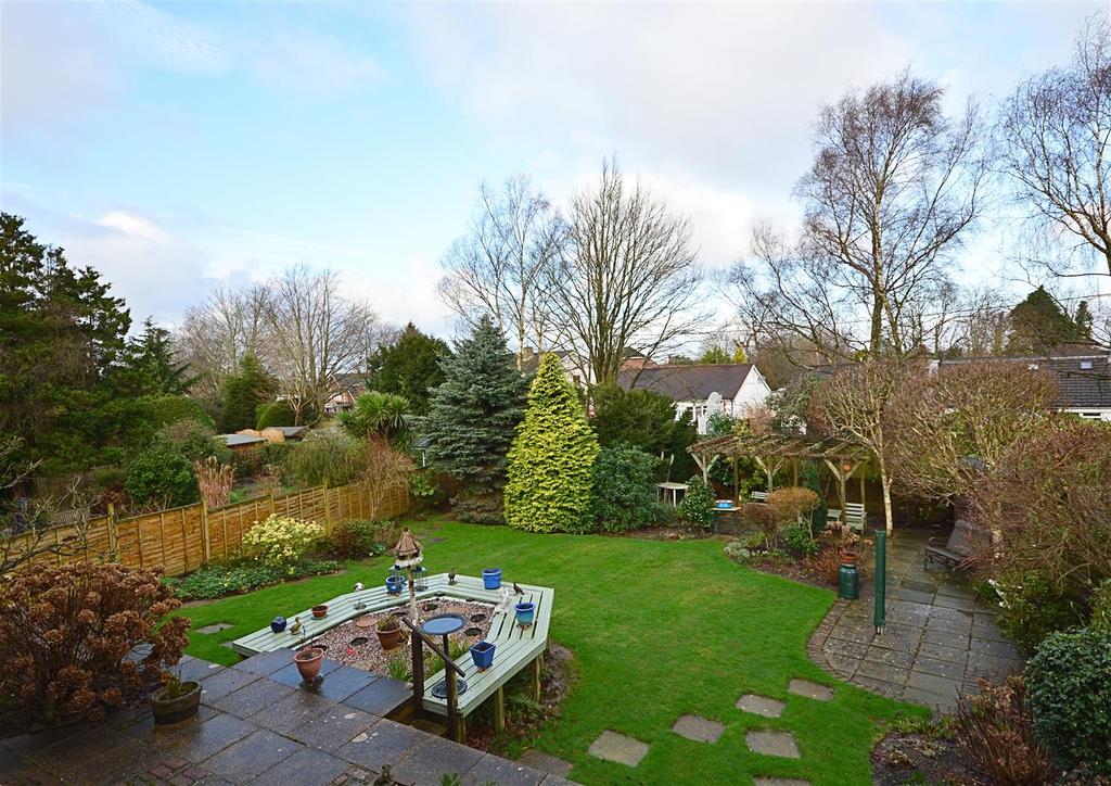 Glengorse, Battle 4 bed detached house £524,950