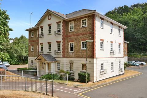 2 bedroom apartment to rent, Camberley, Surrey