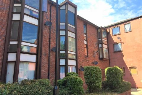 undefined, Flat 2, 169 High Street, Hull HU1