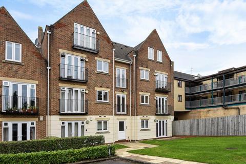 2 bedroom apartment to rent, Standon Court,  Headington,  OX3