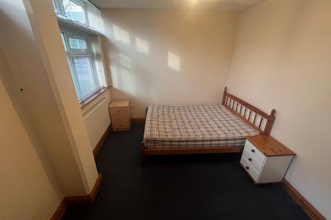 1 bedroom flat to rent, Parkview Mansions, New Road, Southampton, SO14