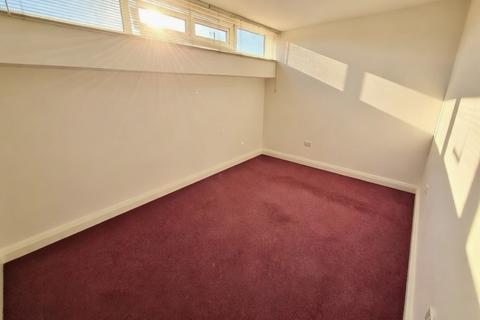1 bedroom flat to rent, Parkview Mansions, New Road, Southampton, SO14