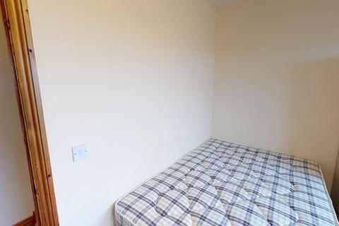 2 bedroom flat to rent, Parkview Mansions, City Centre