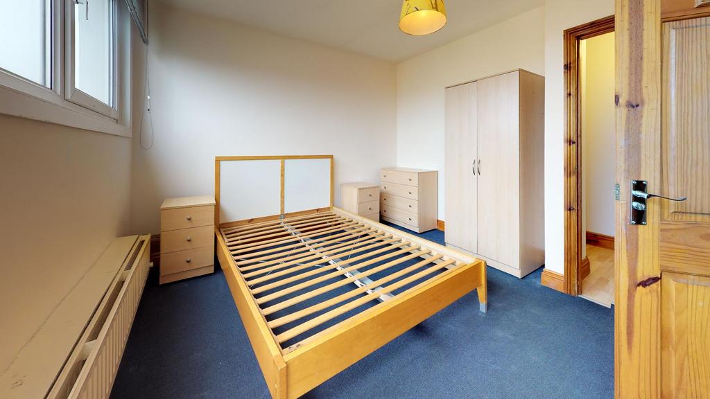 Apartment in Southampton - More