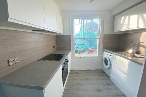 Studio to rent, St Annes Court, Howard Place, Brighton, BN1 3QA
