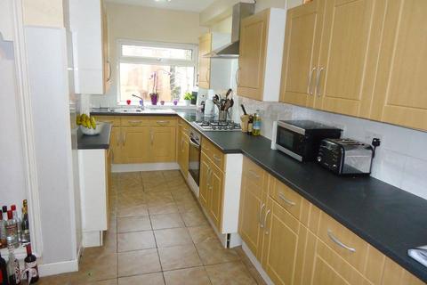 4 bedroom house to rent, Llanishen Street, Heath, Cardiff