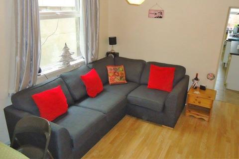 4 bedroom house to rent, Llanishen Street, Heath, Cardiff