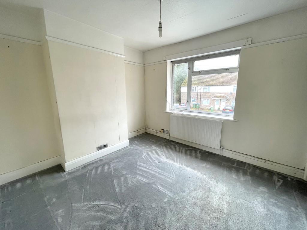 73 Conbar Avenue Bed1