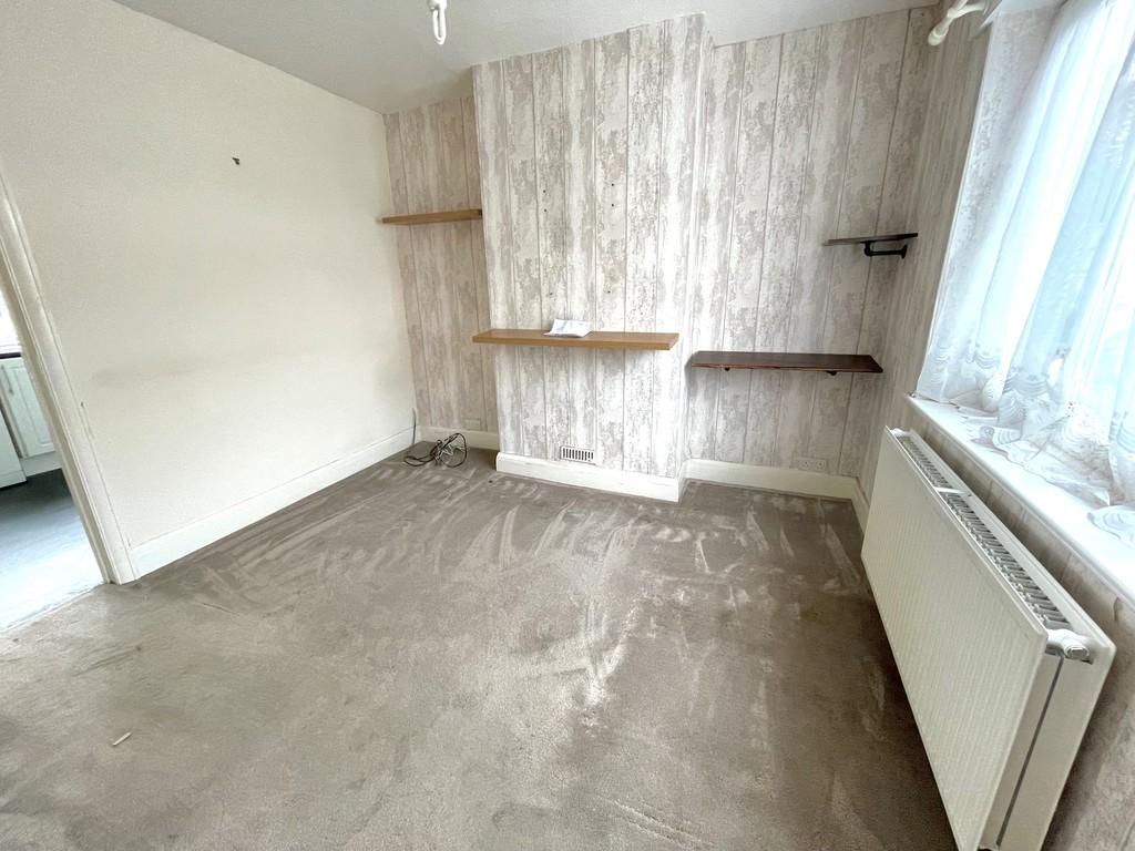 73 Conbar Avenue Lounge 2