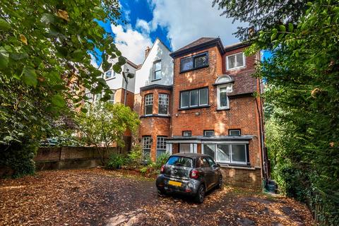 2 bedroom apartment for sale, Shepherds Hill, London, N6