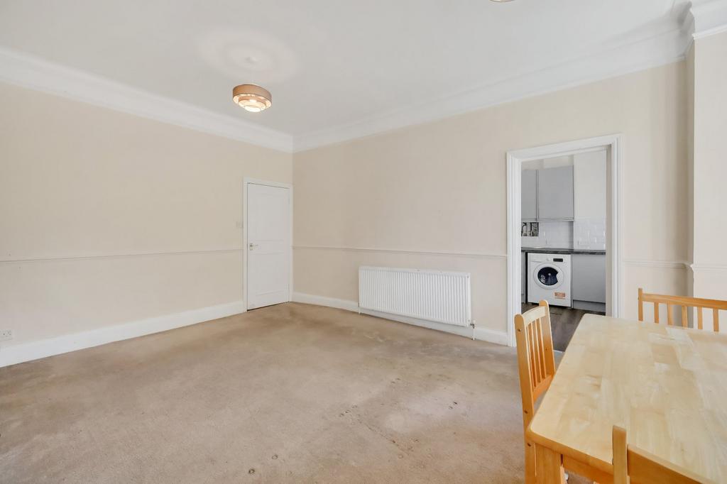 Apartment in London - View 3
